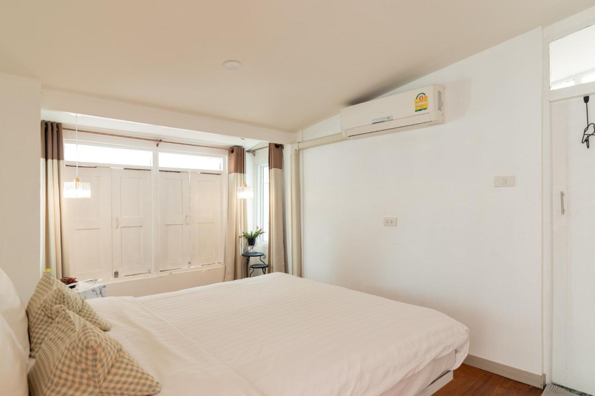 Sherva101 Home And Hostel Chiang Mai Rom bilde