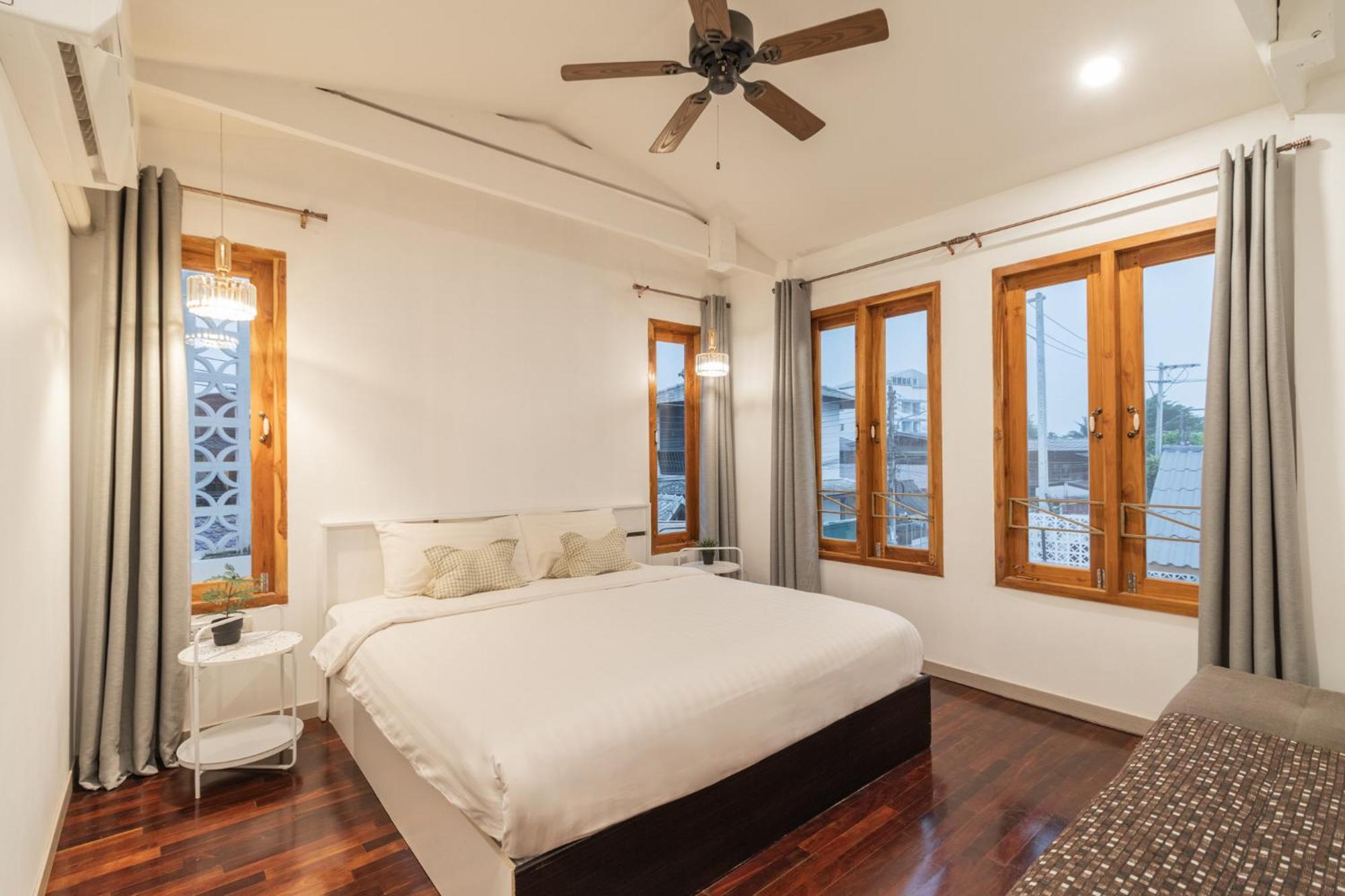 Sherva101 Home And Hostel Chiang Mai Rom bilde