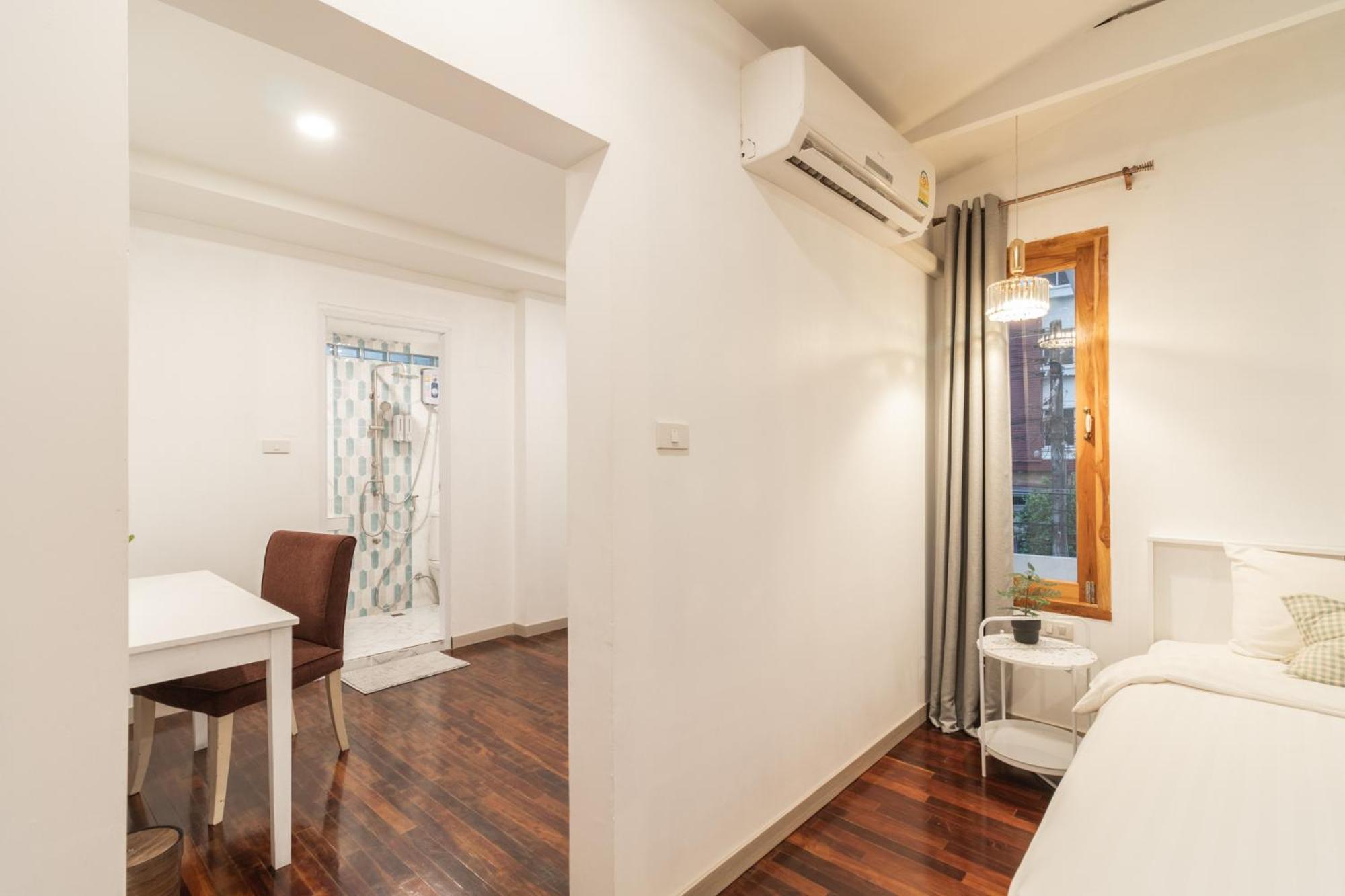 Sherva101 Home And Hostel Chiang Mai Rom bilde