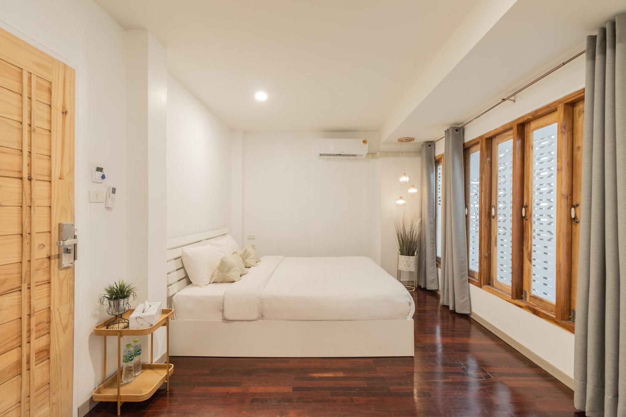 Sherva101 Home And Hostel Chiang Mai Rom bilde